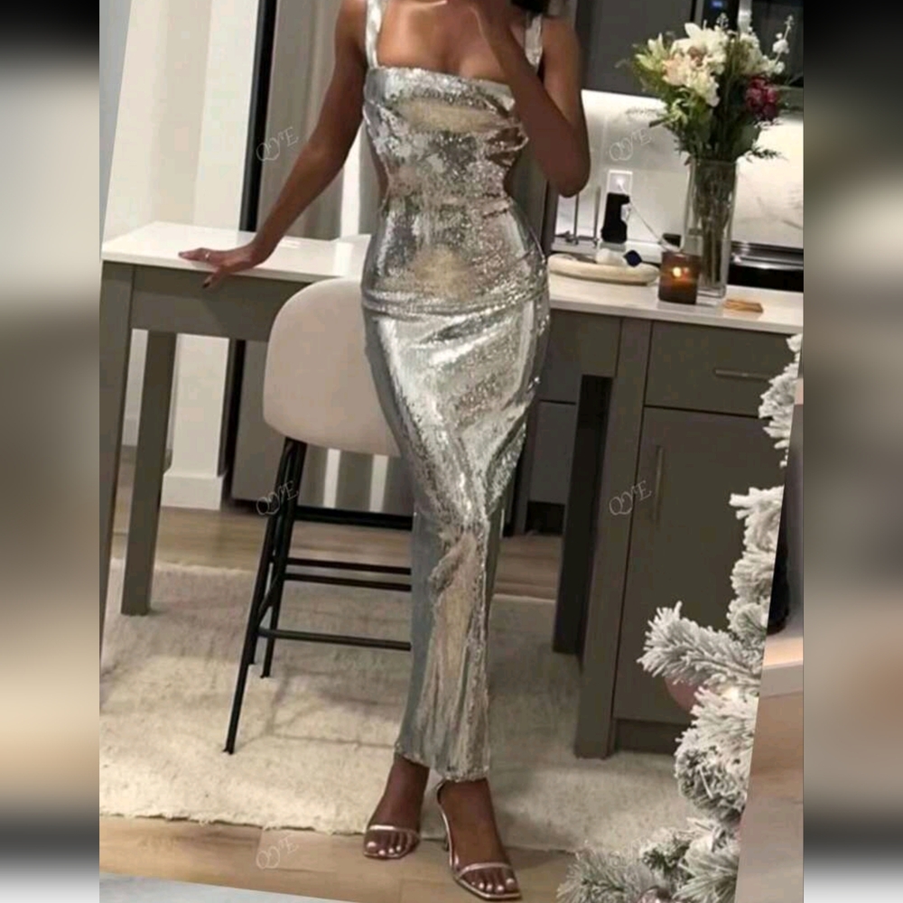 Metallic Sequin Square Neckline Fishtail Backless Sleeveless Cocktail Dress - Picture 4 of 6